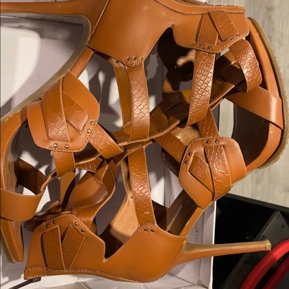 Bcbg dark caramel colored sandals size 12